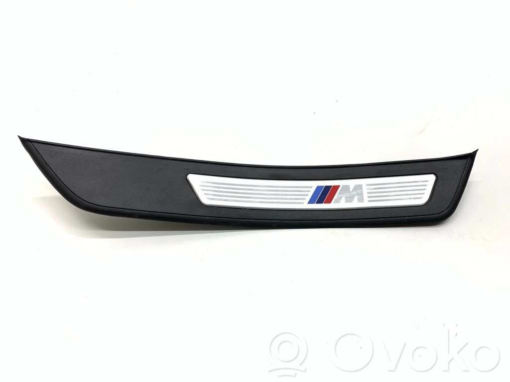 BMW 5 F10 F11 Moldura protectora del borde trasero 