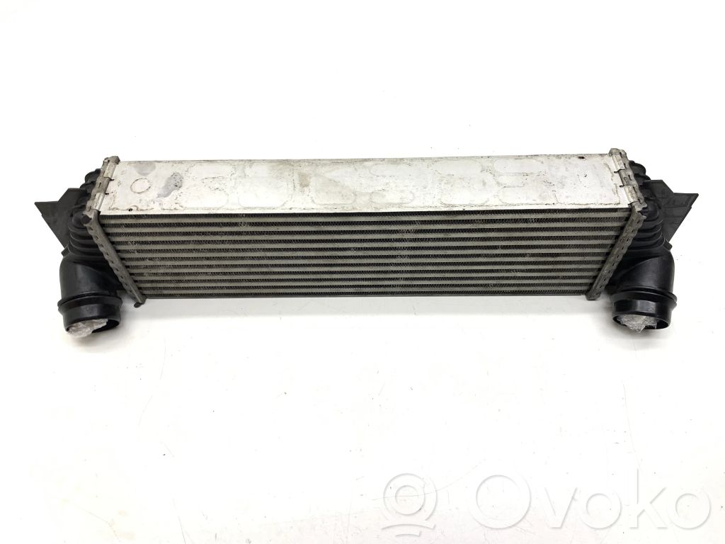 BMW 5 F10 F11 Chłodnica powietrza doładowującego / Intercooler 