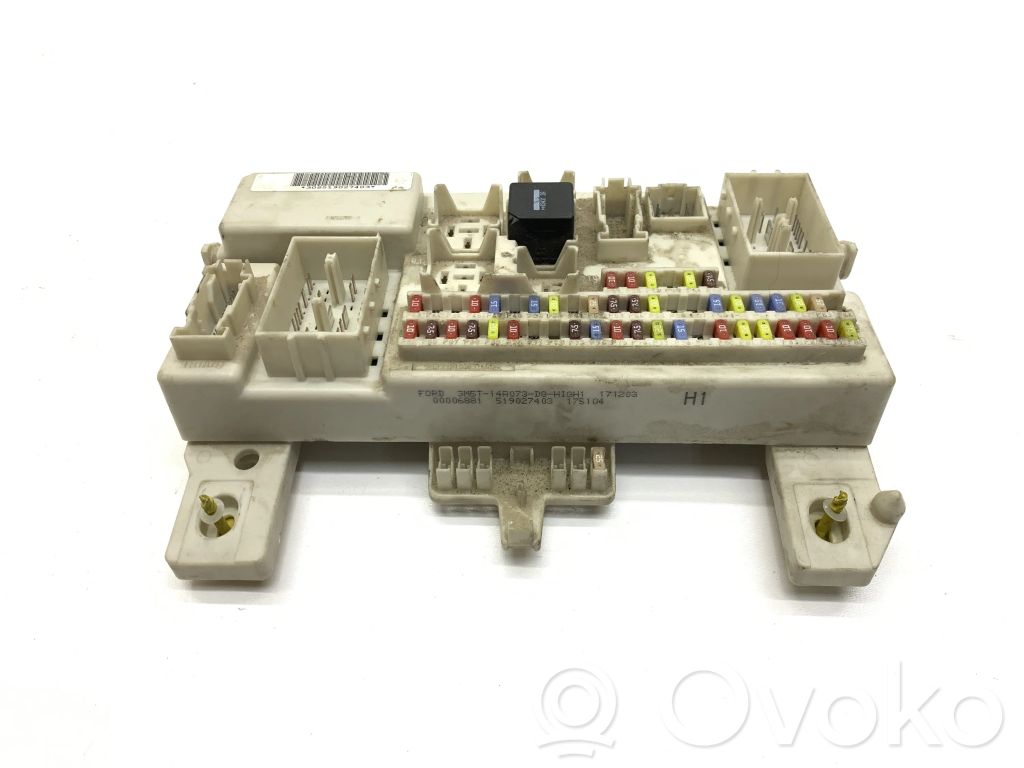 Ford C-MAX I Fuse module 