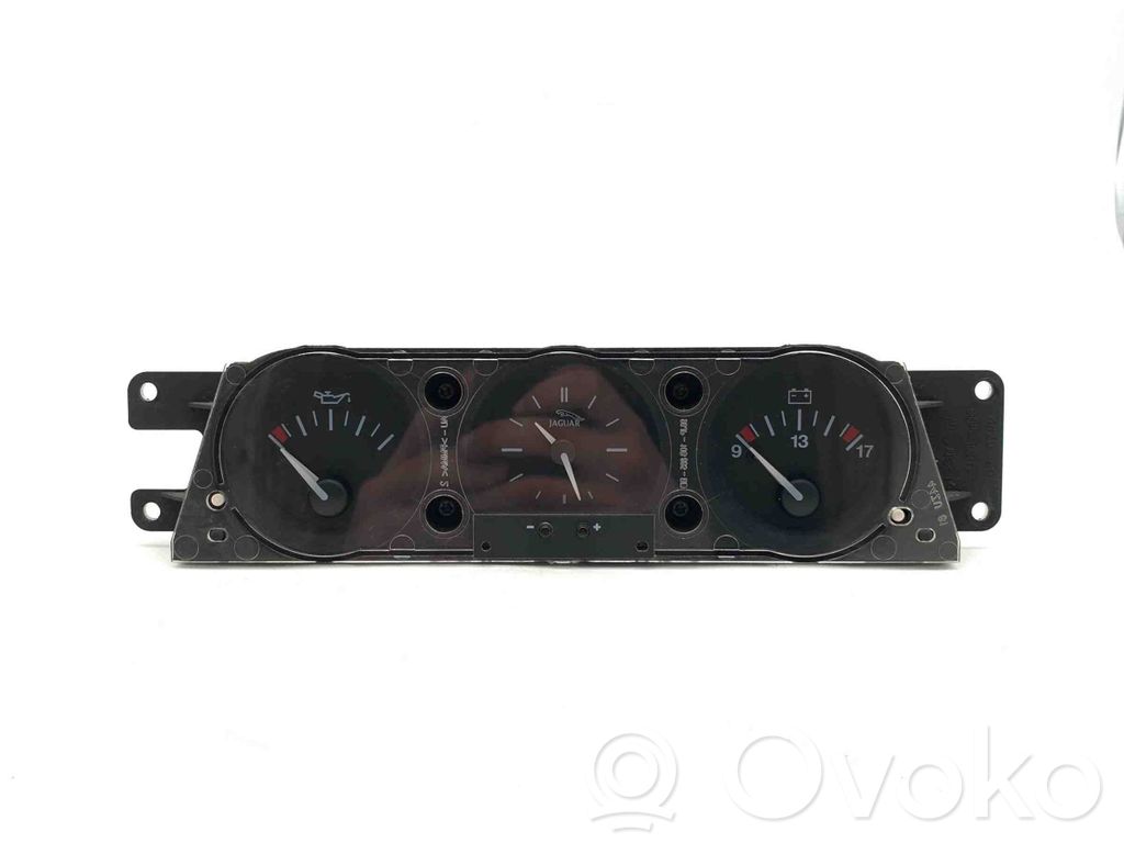 Jaguar XK8 - XKR Reloj 