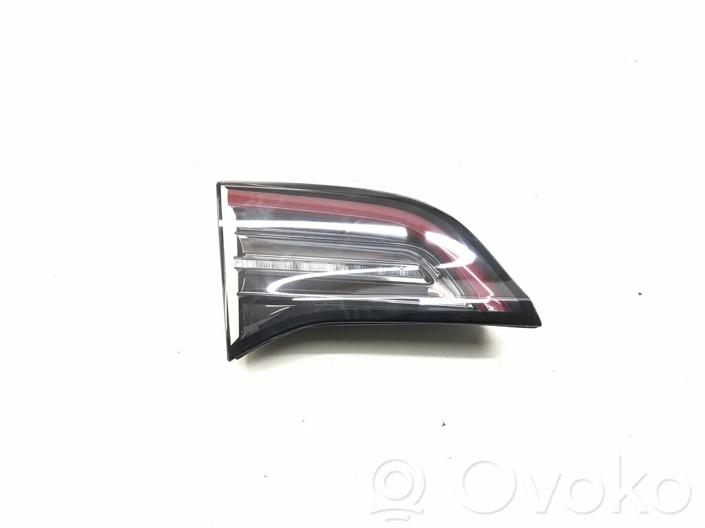 Tesla Model 3 Tailgate rear/tail lights 