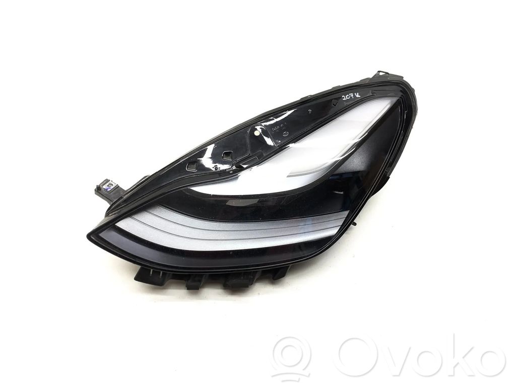 Headlight/headlamp   151495200D