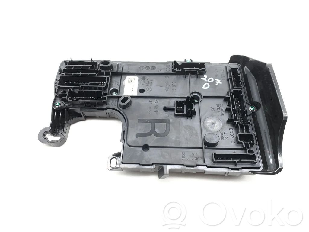 Tesla Model 3 Kėbulo modulis 