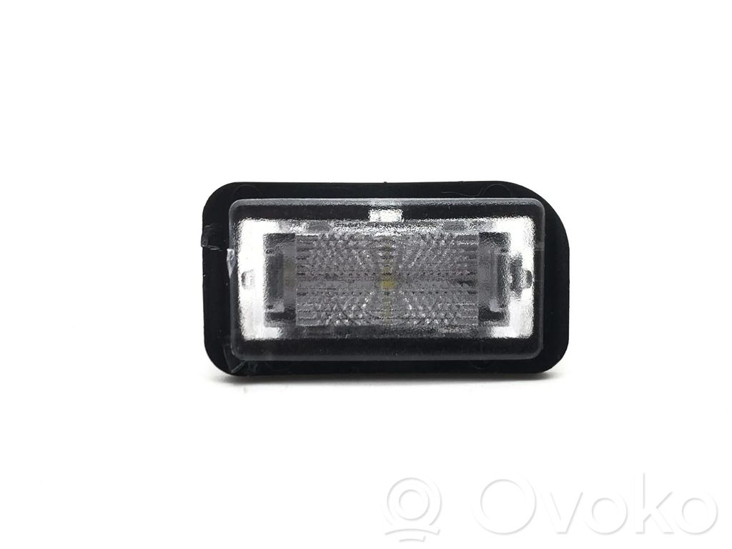 Luz interna puerta delantera   163444098B