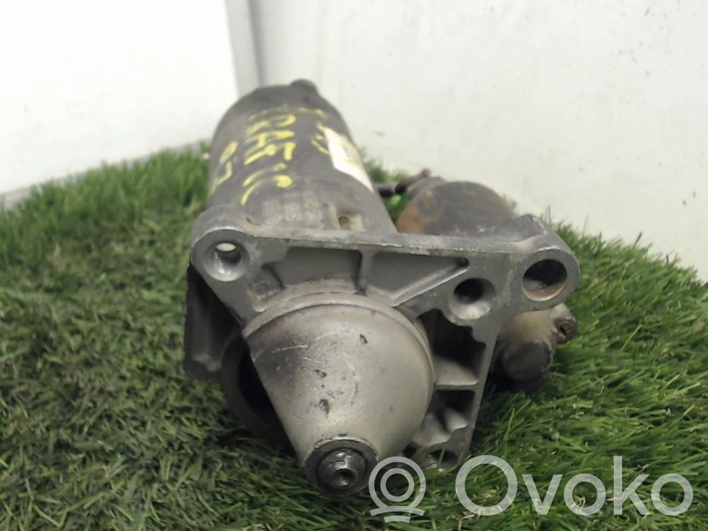 Renault Trafic I Starter motor 