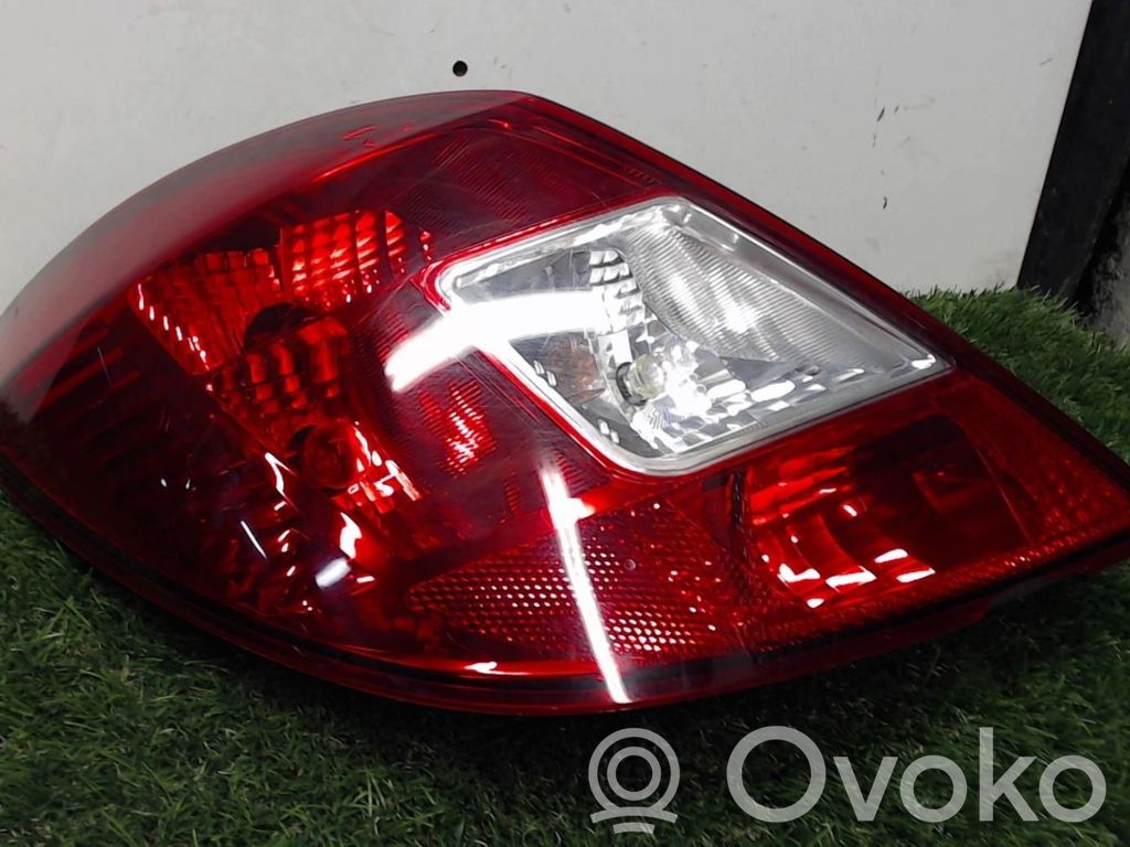 Opel Corsa D Galinis žibintas kėbule 