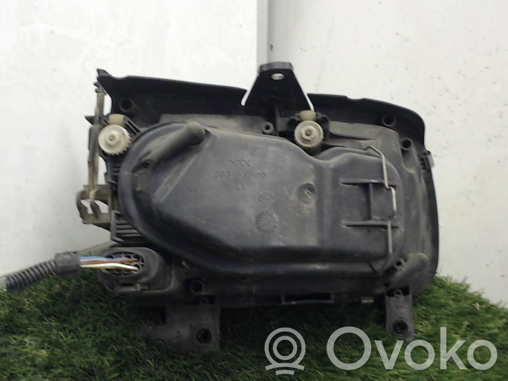 Volkswagen Polo III 6N 6N2 6NF Lampa przednia 