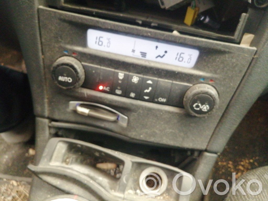 Renault Laguna II Climate control unit 