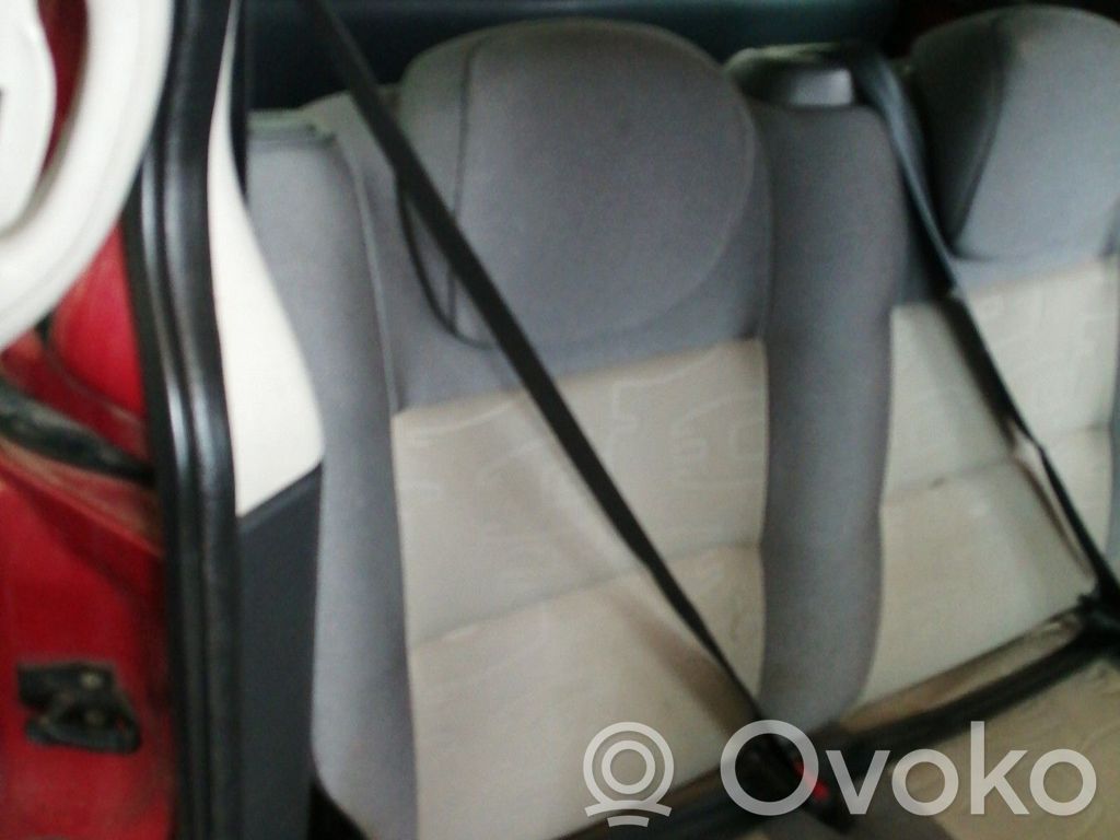 Peugeot Partner Cinturón trasero 