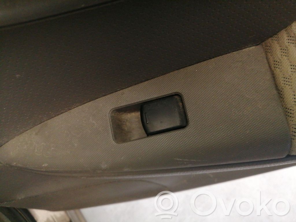 Nissan Note (E11) Electric window control switch 