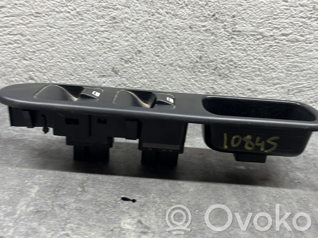 Peugeot 307 Electric window control switch 