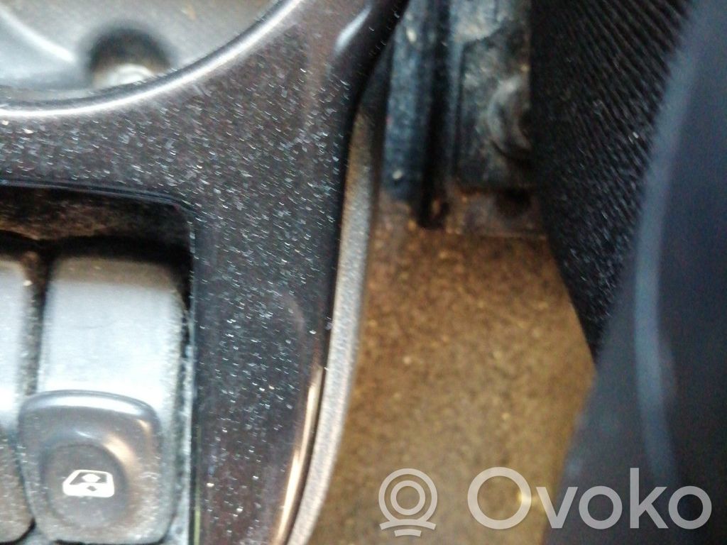 Dacia Duster Electric window control switch 