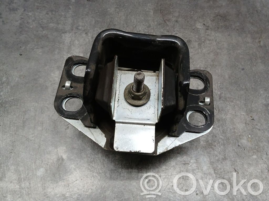 Engine mount bracket   8200112751