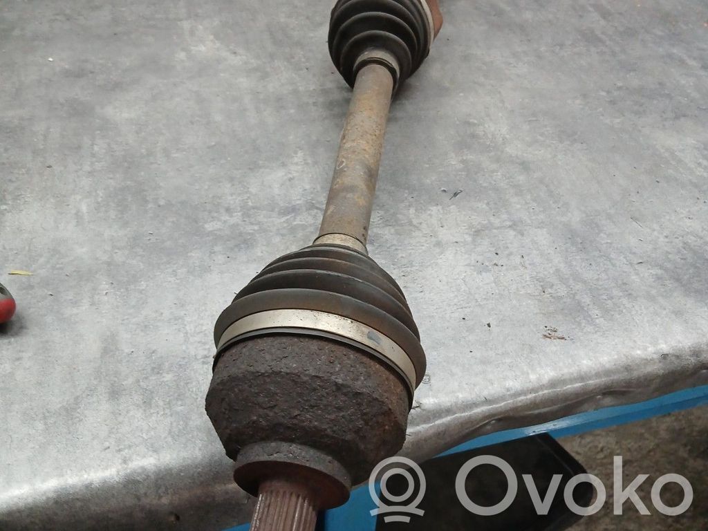 Opel Vivaro Передняя полуось 