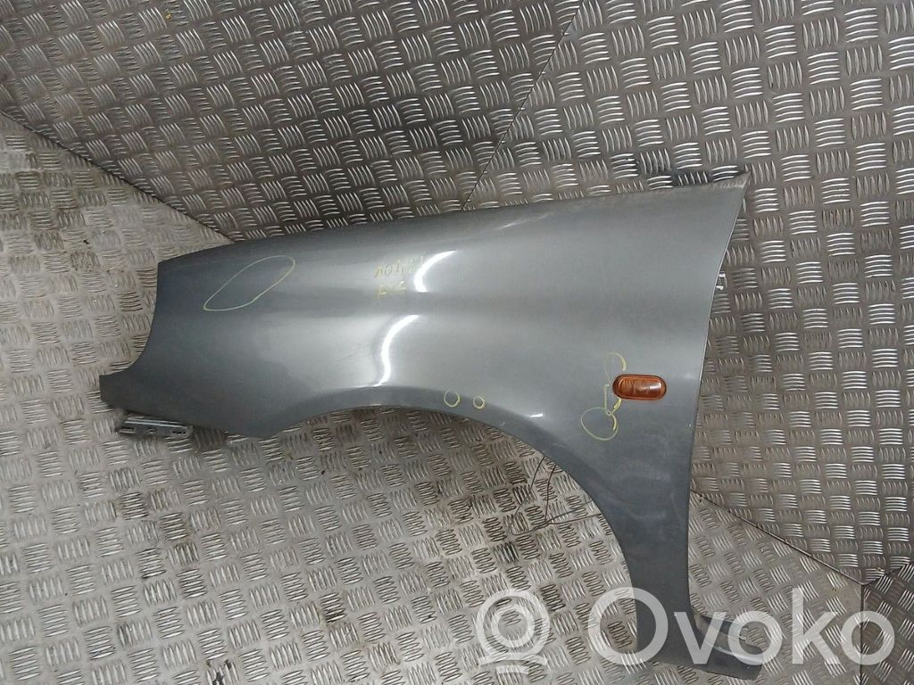 Renault Clio II Крыло 