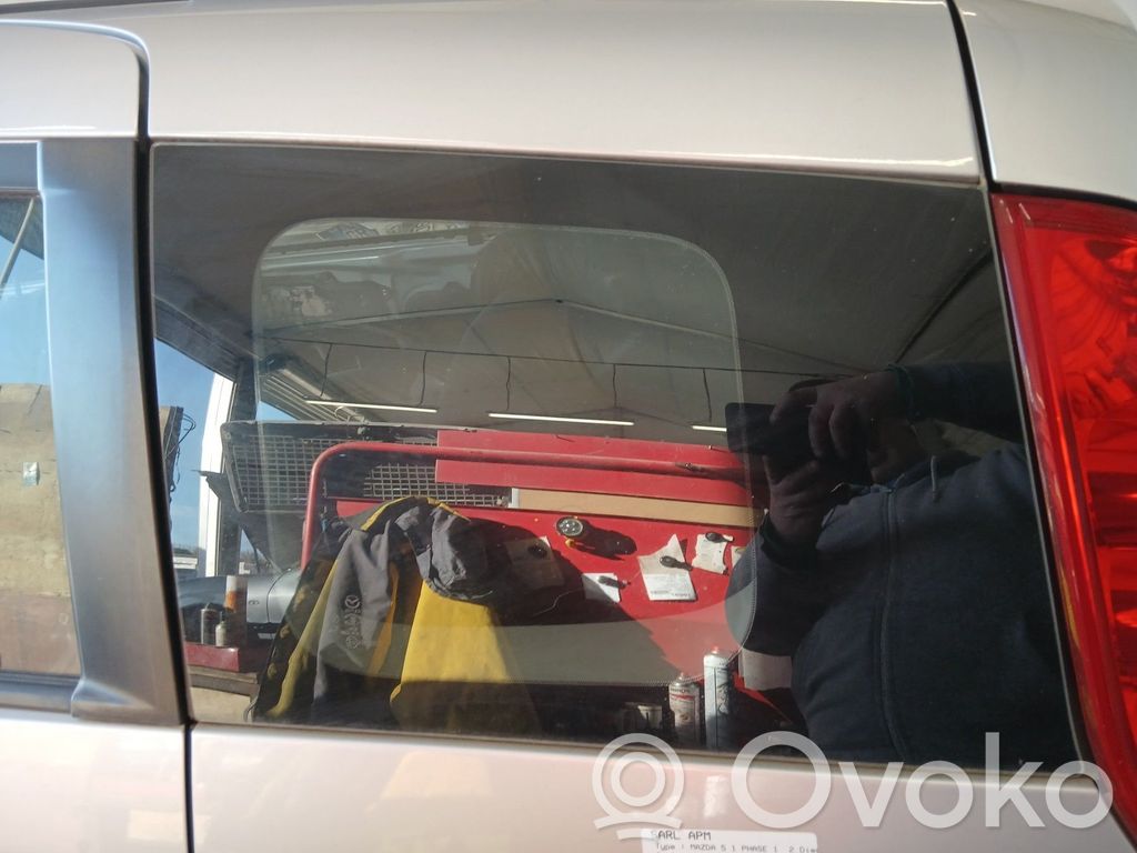 Mazda 5 Rear side window 