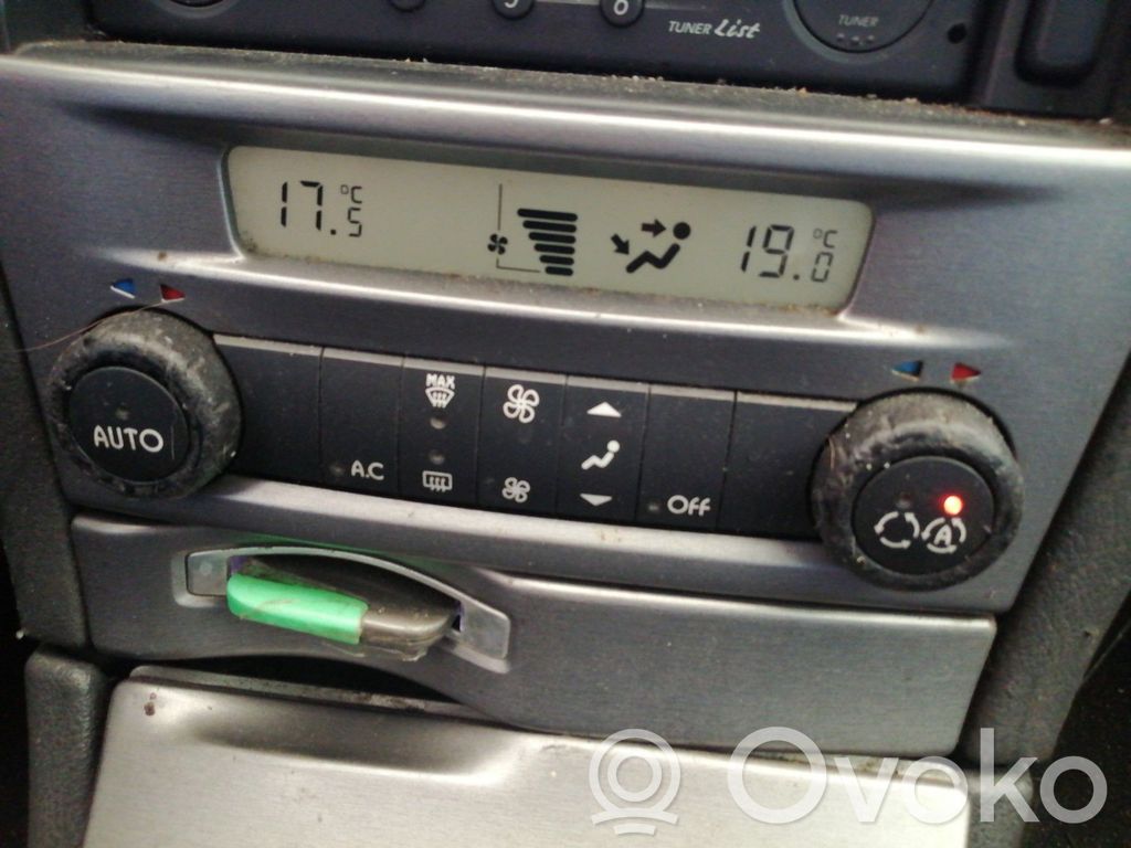 Renault Laguna II Climate control unit 