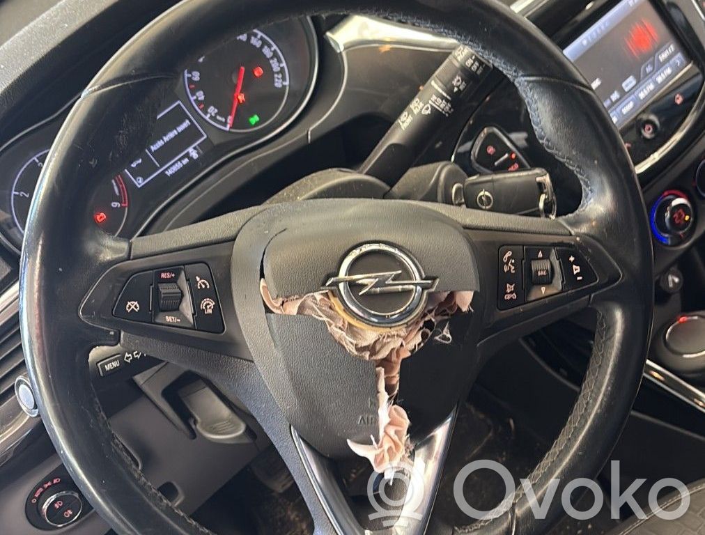 Opel Corsa E Stūre 