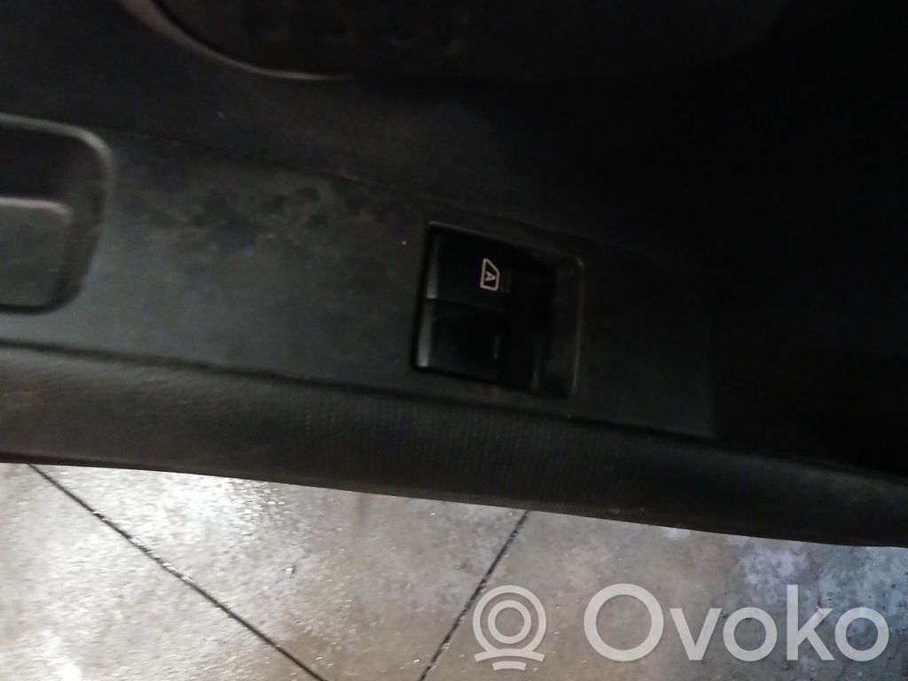 Nissan Micra Electric window control switch 