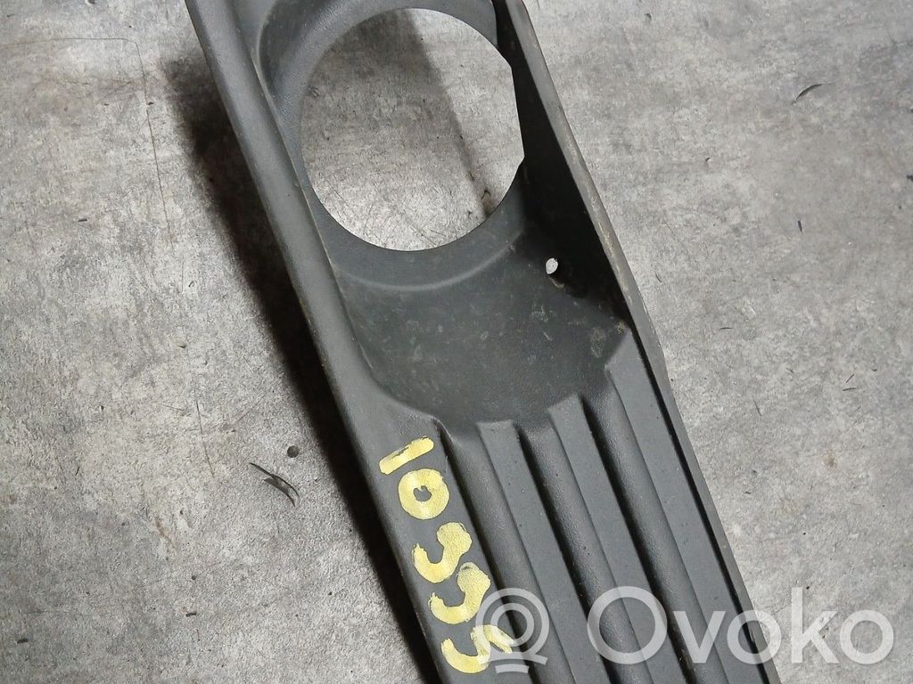 Ford Focus Front fog light trim/grill 