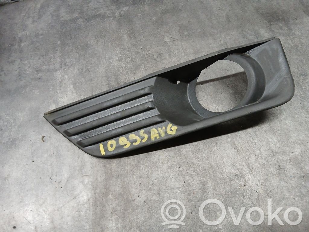 Ford Focus Front fog light trim/grill 