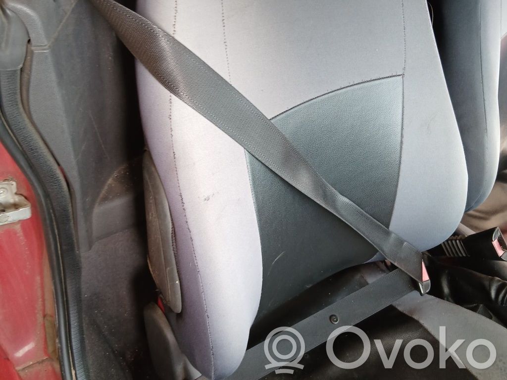 Opel Tigra B Cinturón delantero 