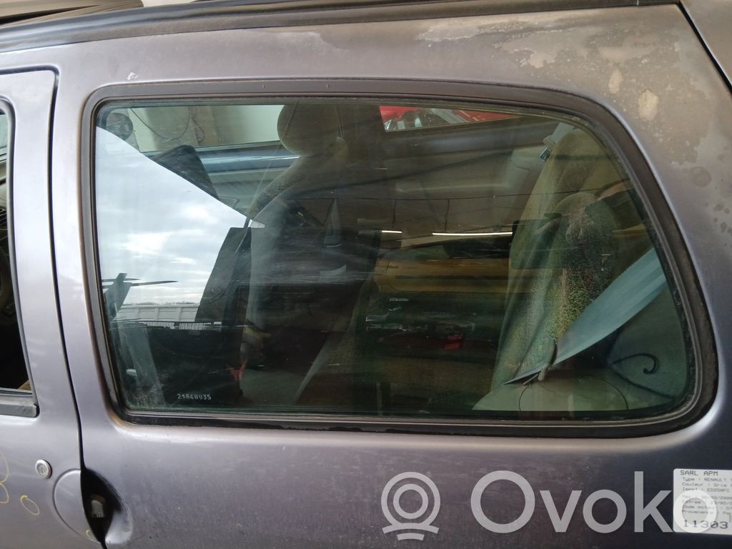 Renault Twingo I Szyba karoseryjna tylna 