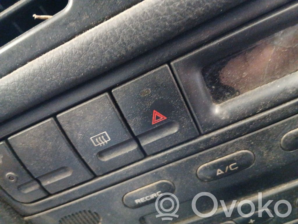 Peugeot 406 Hazard light switch 