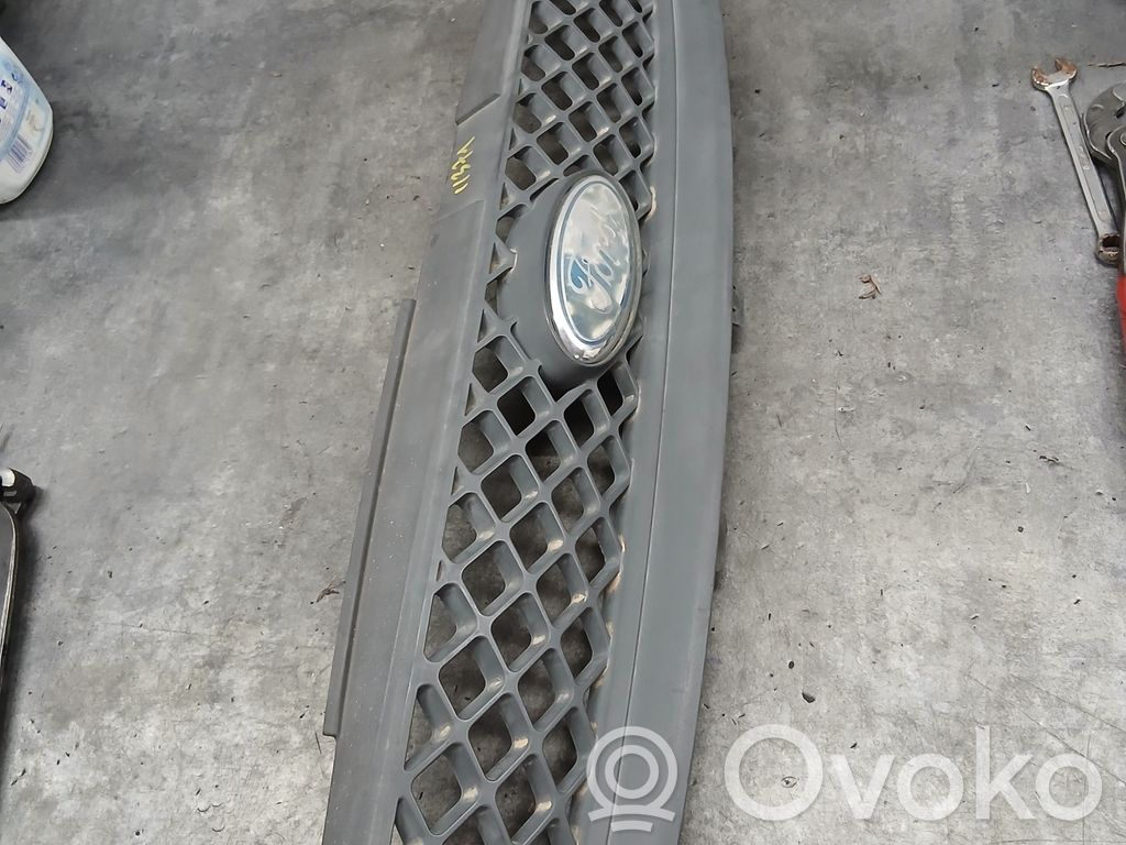 Ford Fiesta Etusäleikkö 