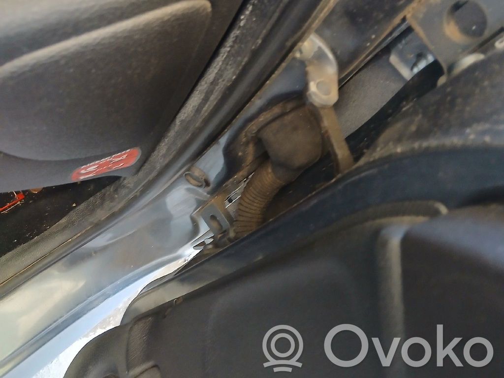 Peugeot 206 Front door check strap stopper 