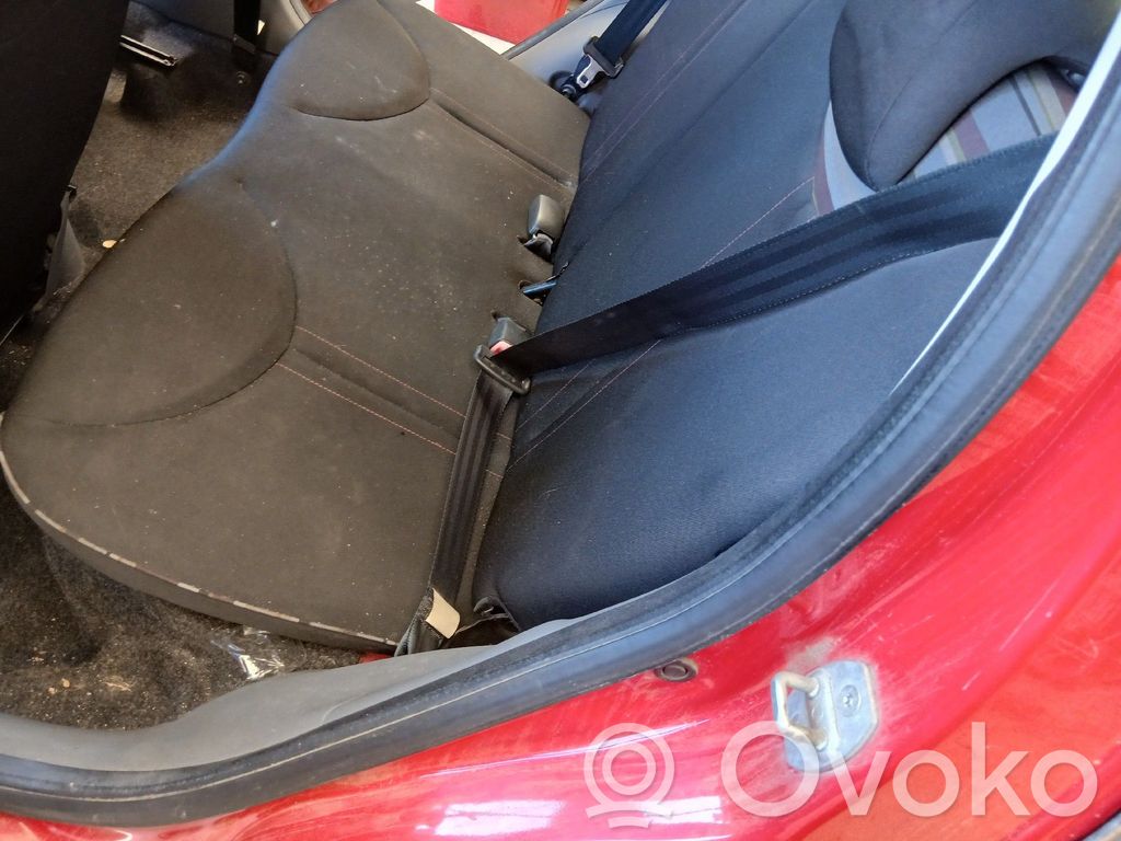 Citroen C1 Cinturón trasero 