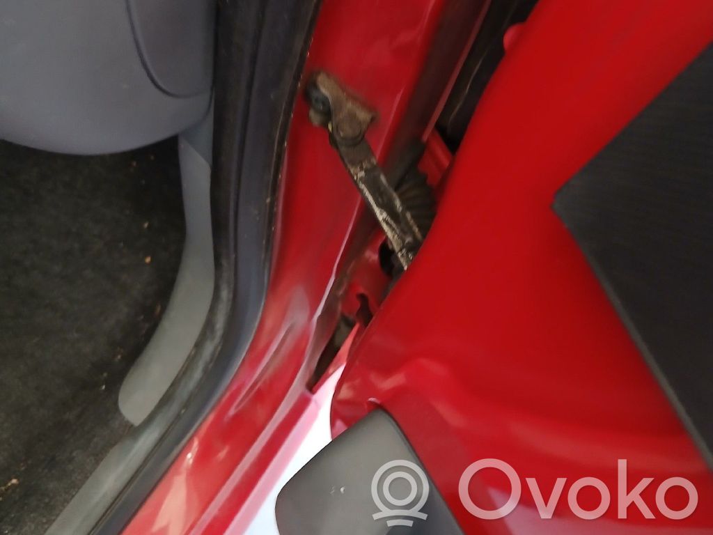 Citroen C1 Etuoven pidätin 