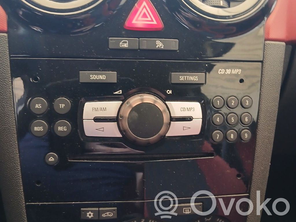 Opel Corsa D Unitate principală radio/CD/DVD/GPS 