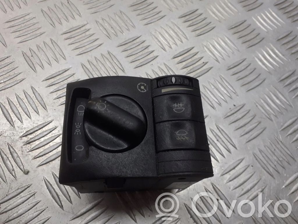 Opel Omega B2 Headlight level adjustment motor 