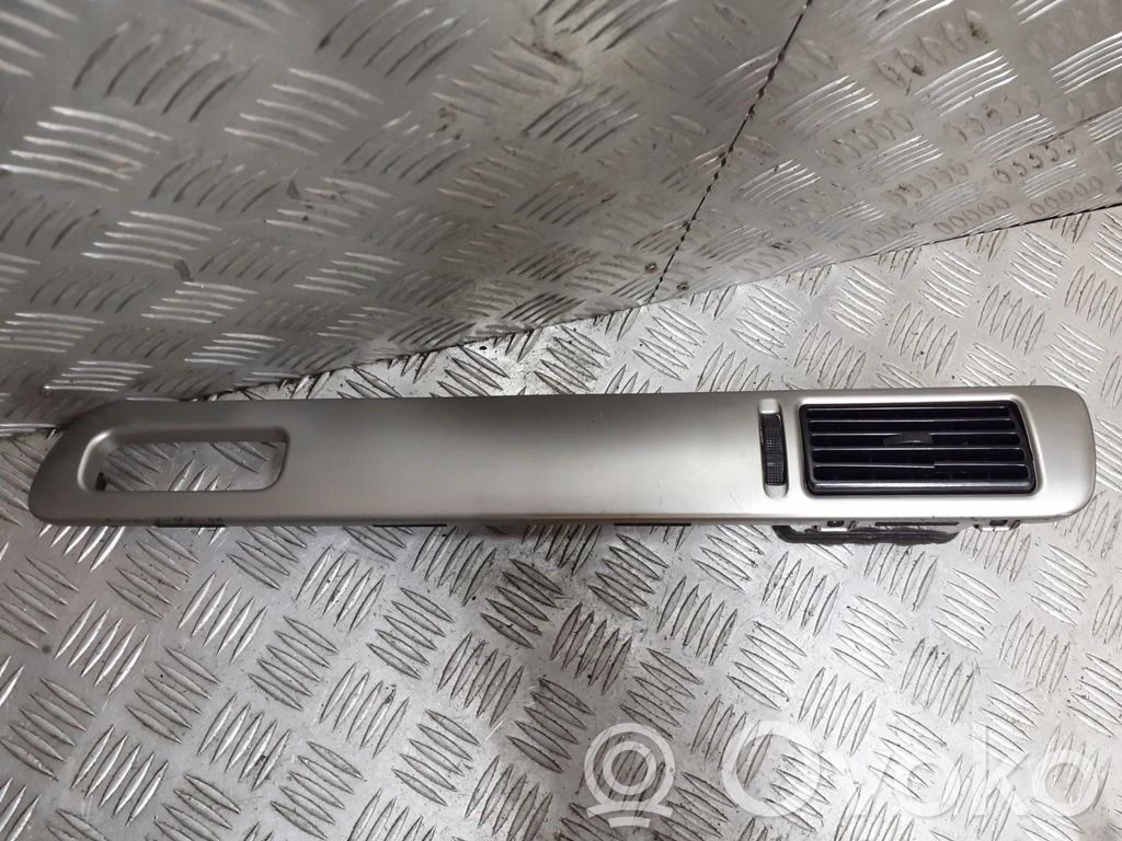 Chevrolet Rezzo Dashboard side air vent grill/cover trim 