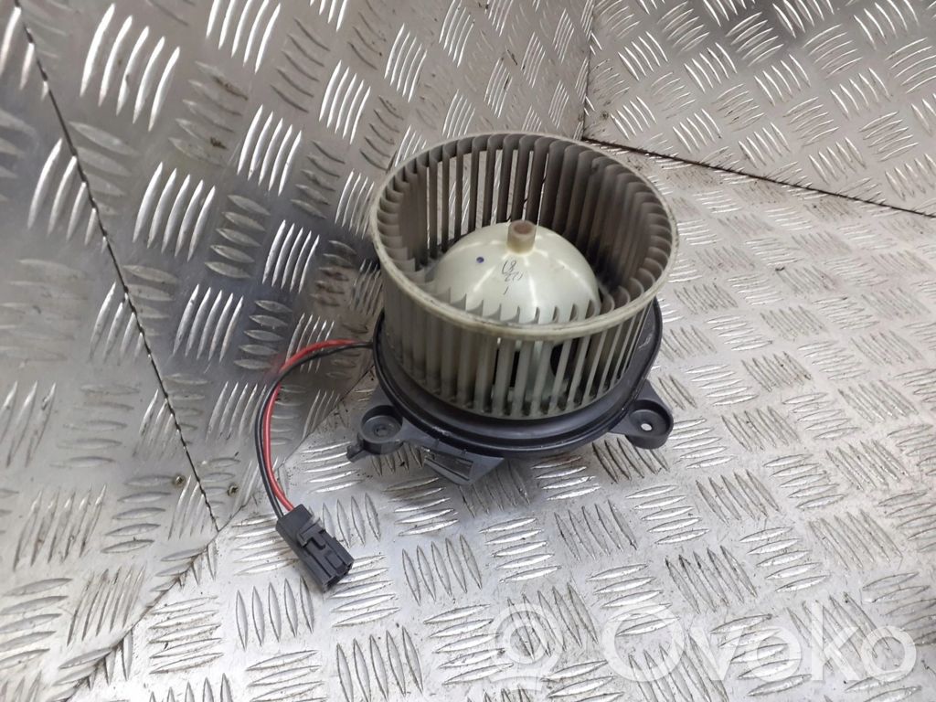Chrysler PT Cruiser Etuoven puhaltimen moottori 