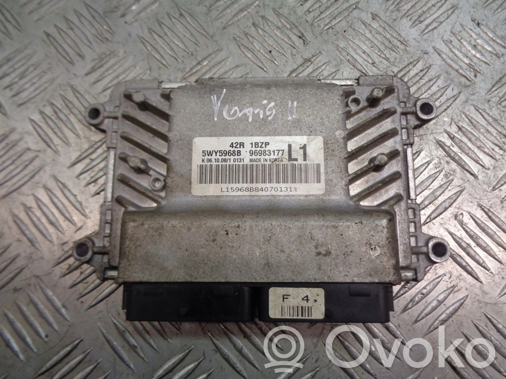 Toyota Yaris Engine control unit/module ECU 