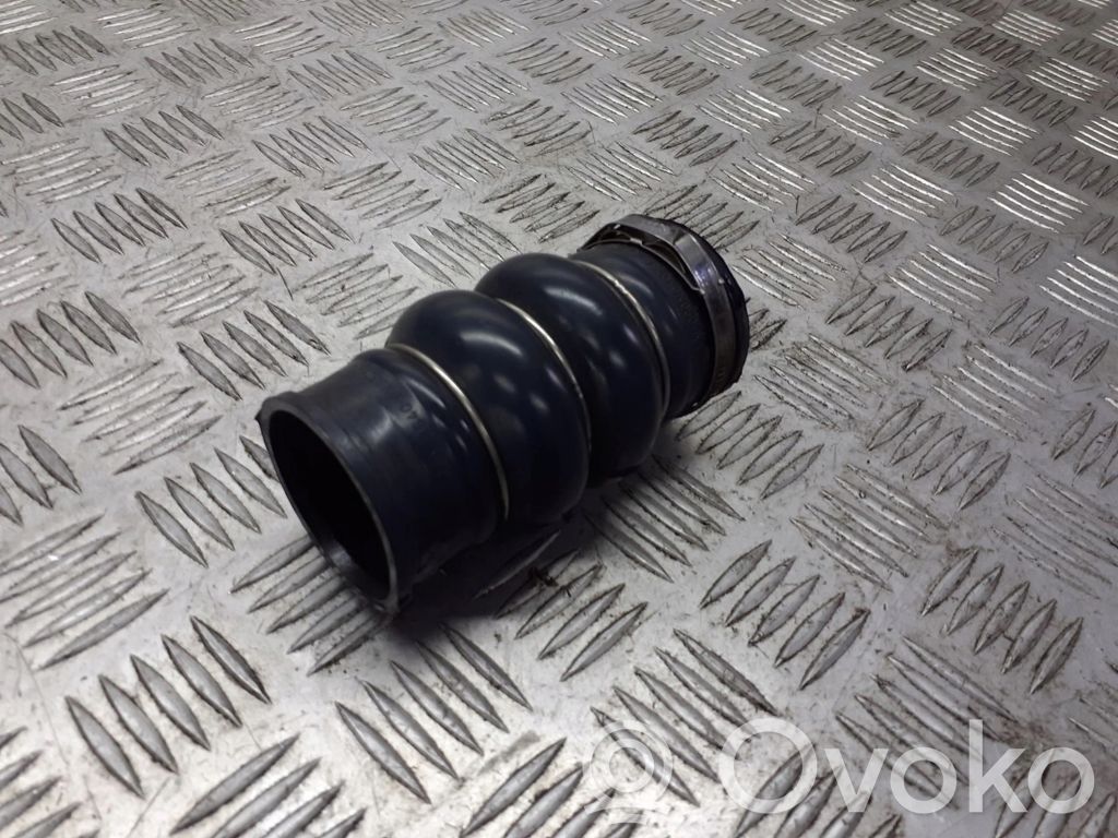 Intercooler hose/pipe