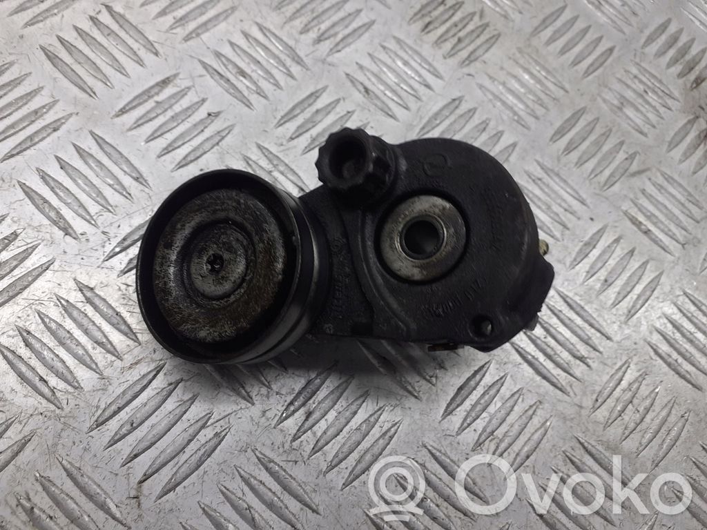 Opel Zafira B Umlenkrolle Führungsrolle Keilrippenriemen Keilriemen Lichtmaschine