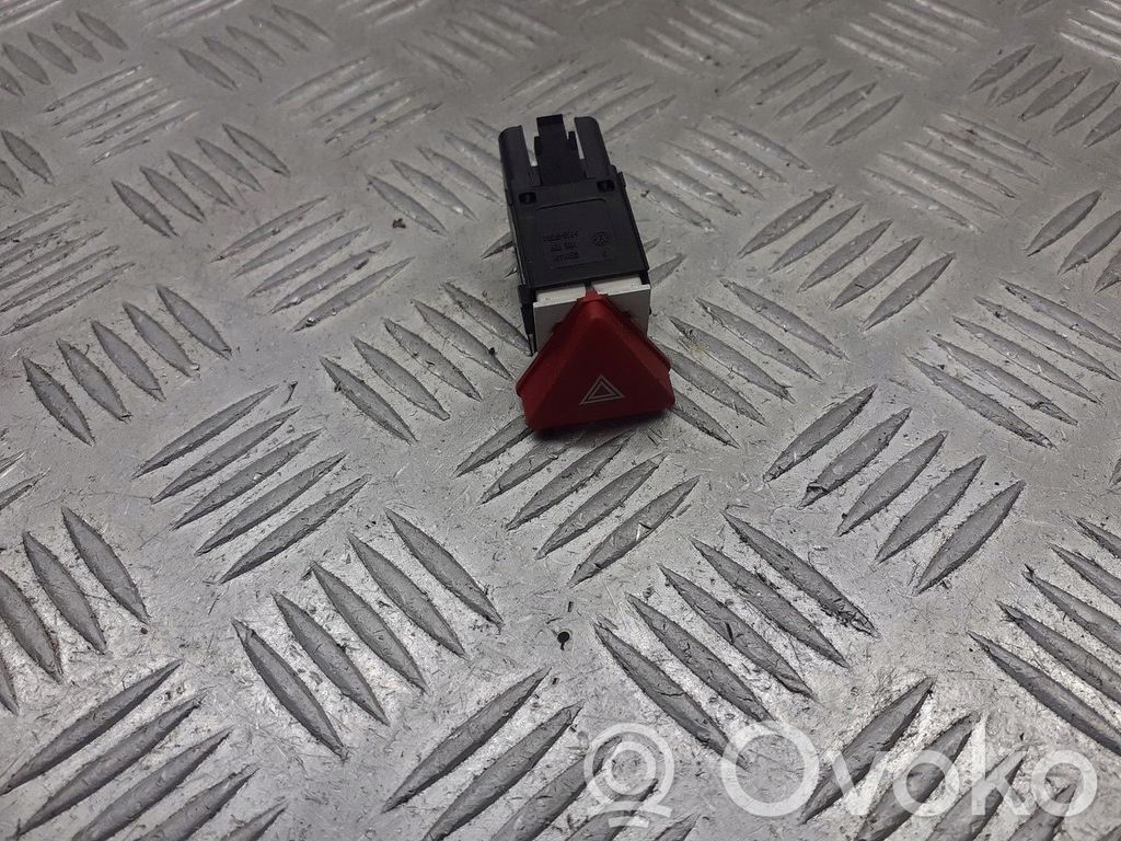 Botón interruptor de luz de peligro   1K0953509A