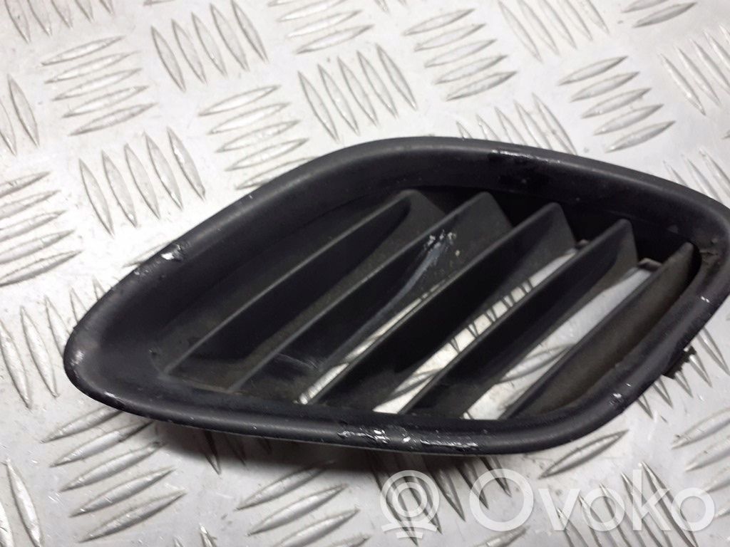 Saab 9-3 Ver2 Unteres Gitter dreiteilig vorne