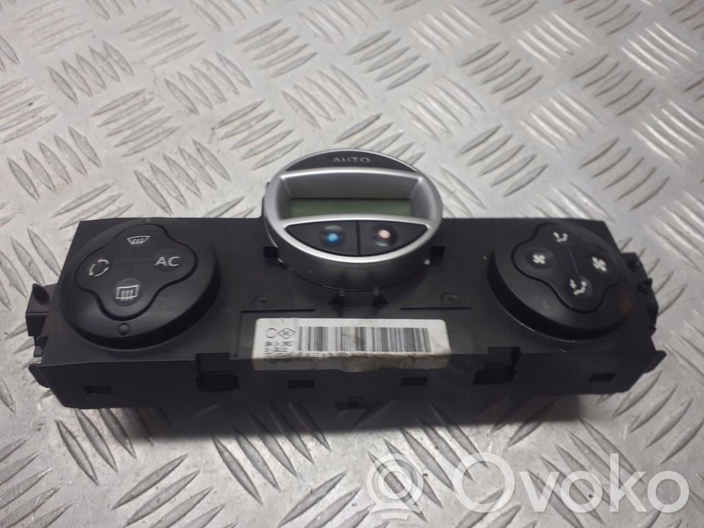 Comutator control ventilator interior   8200413906