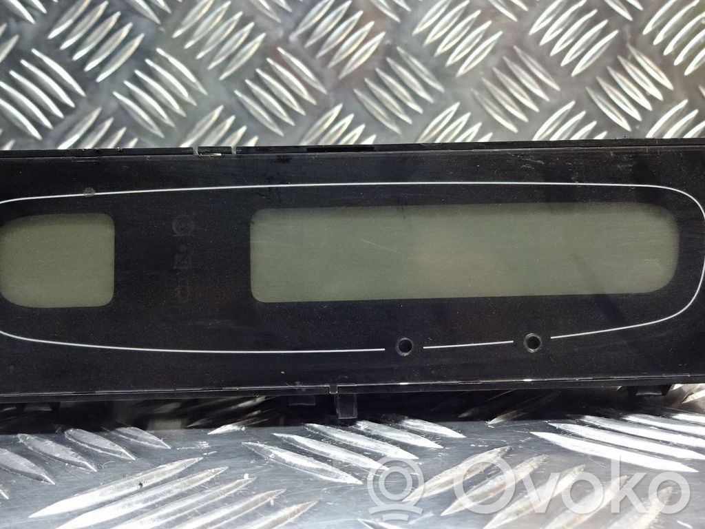 Speedometer control unit/module   8200002604A