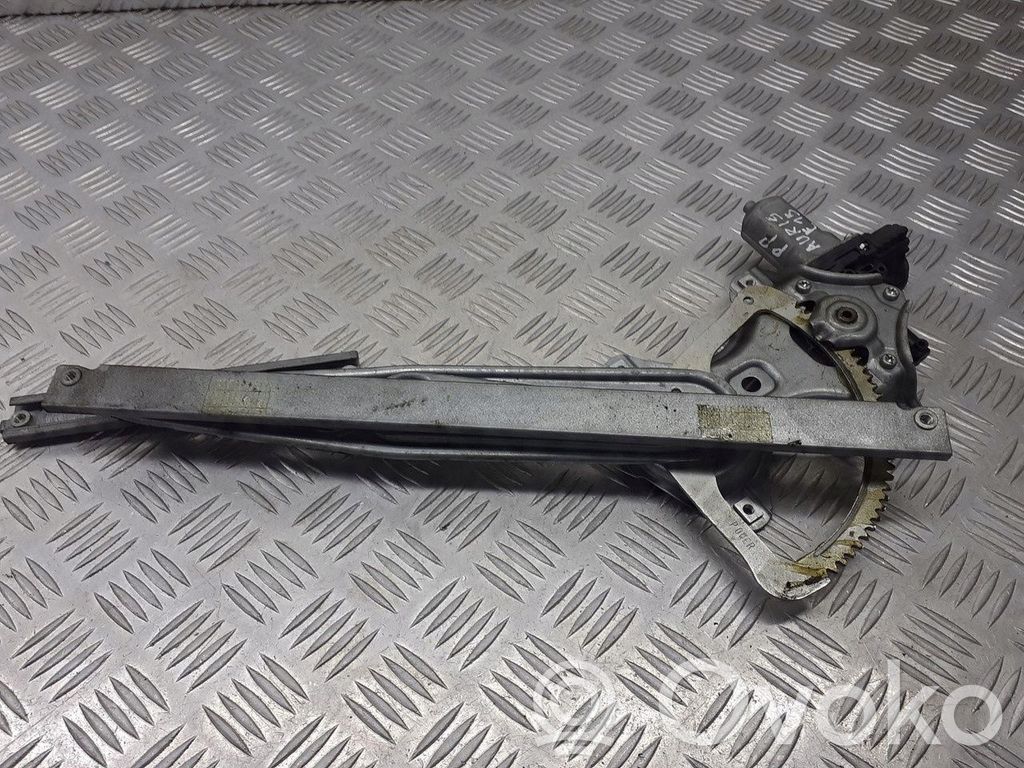 Toyota Auris 150 Macara ușă față cu motor 