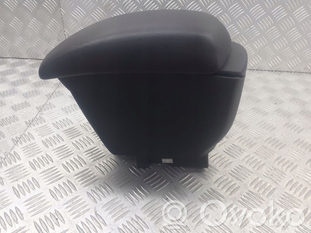 Citroen C4 I Rear seat armrest 