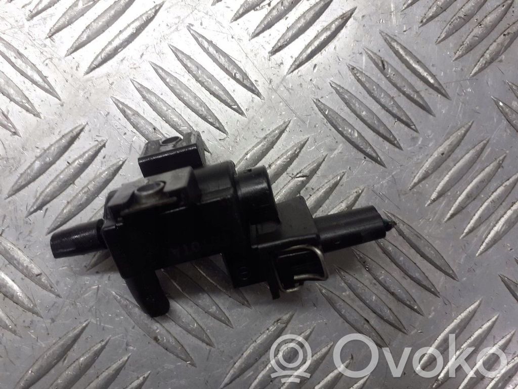 Toyota Avensis T250 Supapă vacuum 