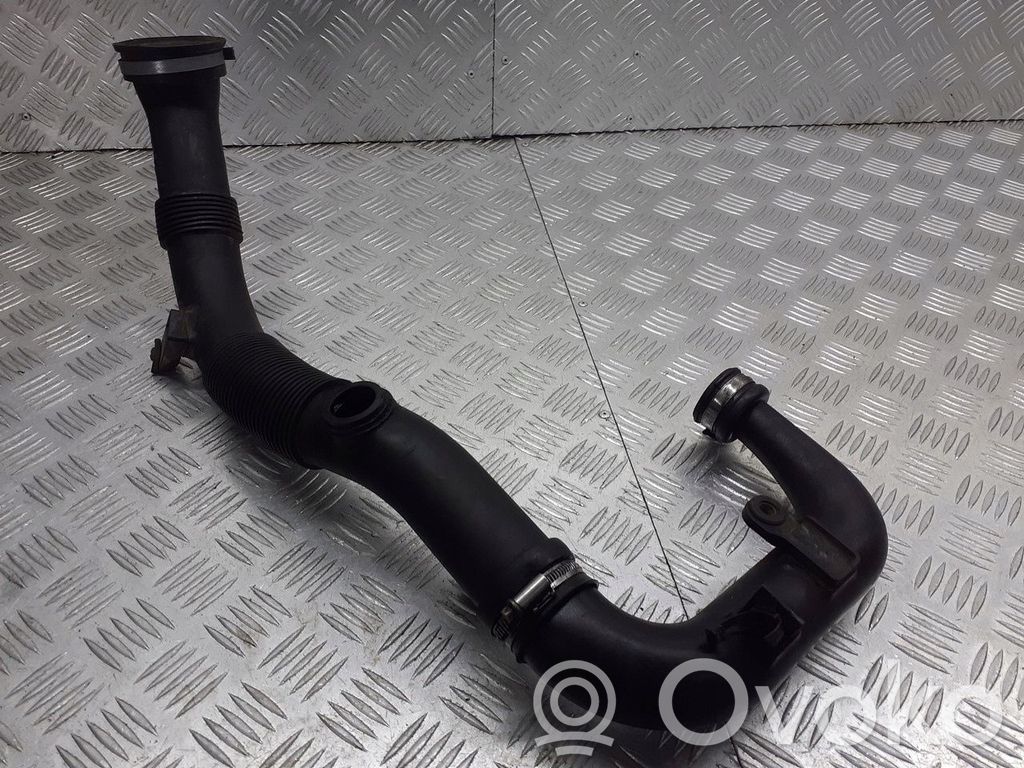 Opel Corsa D Parte del condotto di aspirazione dell'aria