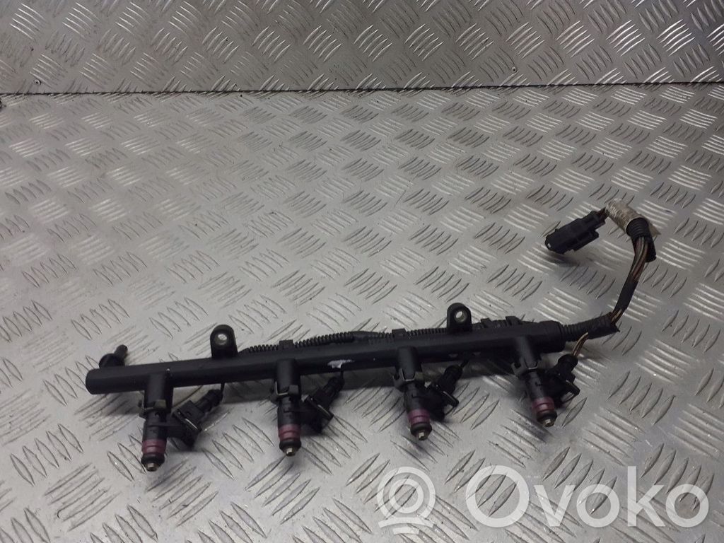 Renault Megane II Tubo principal de alimentación del combustible 