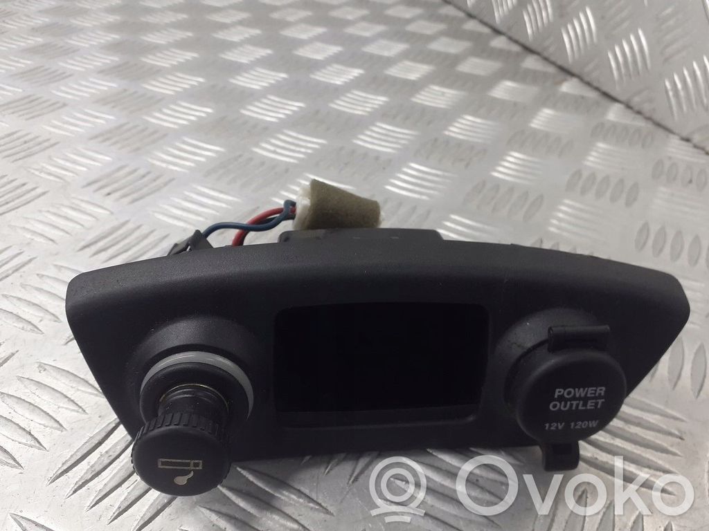 KIA Rio Encendedor delantero 