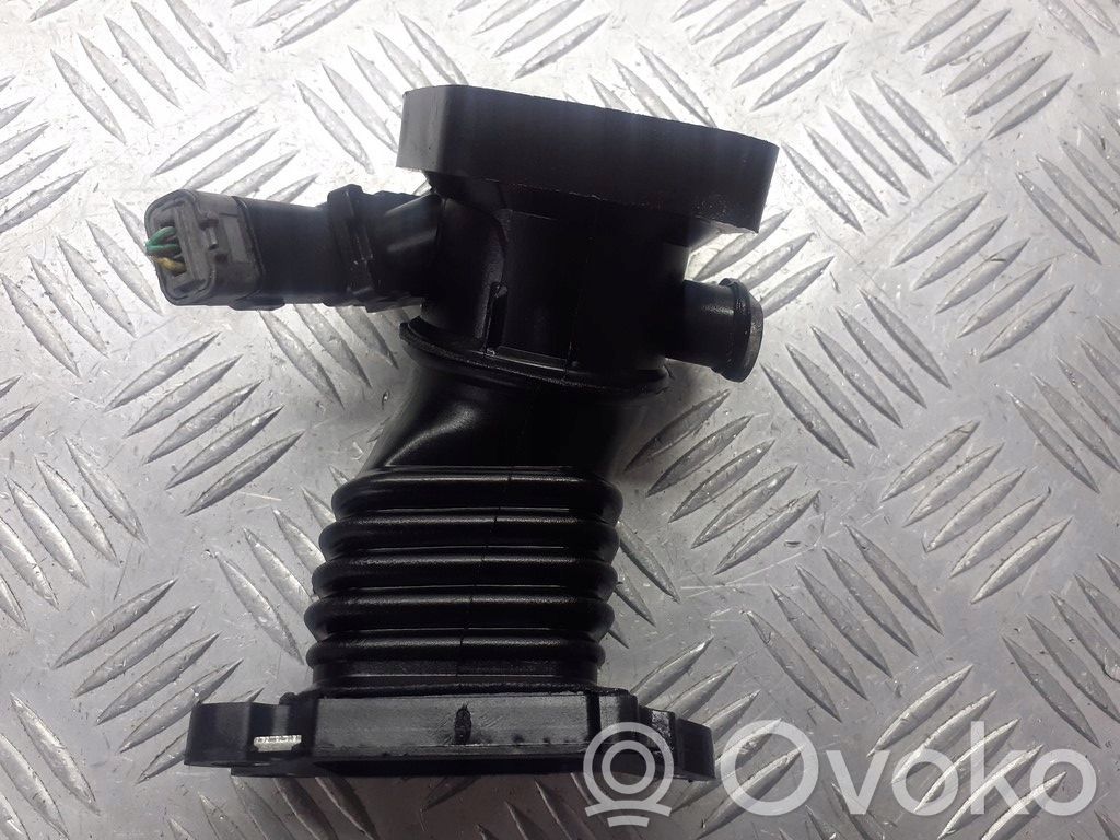Ford C-MAX I Wąż / Rura intercoolera 